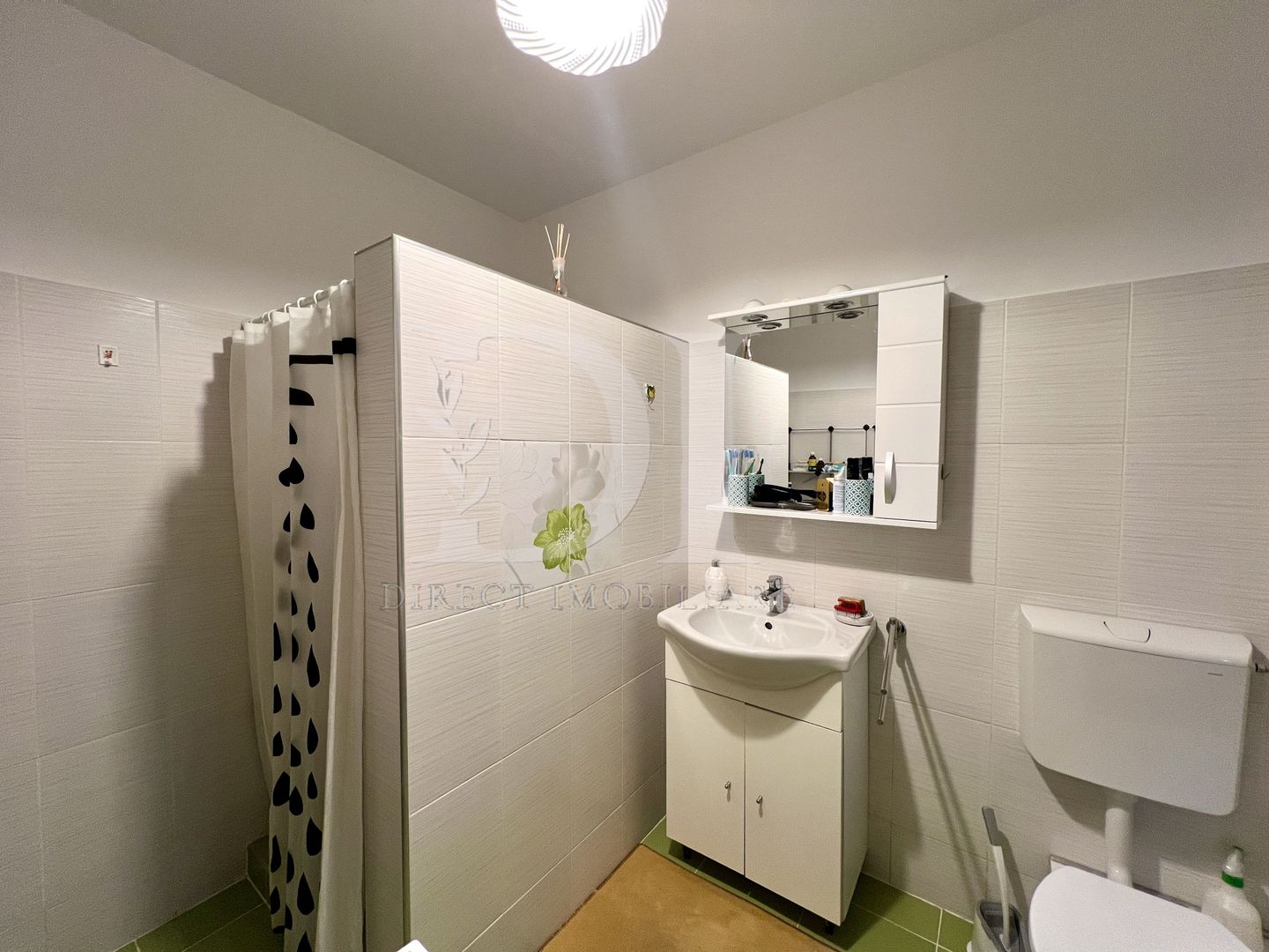 Apartament trei camere / Parcare / Zona Florilor - Poză 14