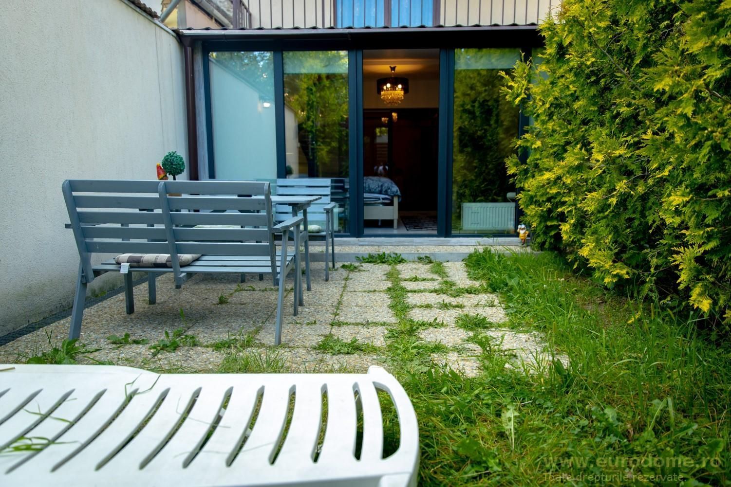 Apartament la cheie, cu grădină proprie, pretabil locuit sau închiriere - Poză 2