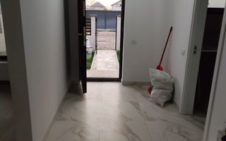 Casă / Vilă cu 4 camere de vânzare în Berceni - Poză 24