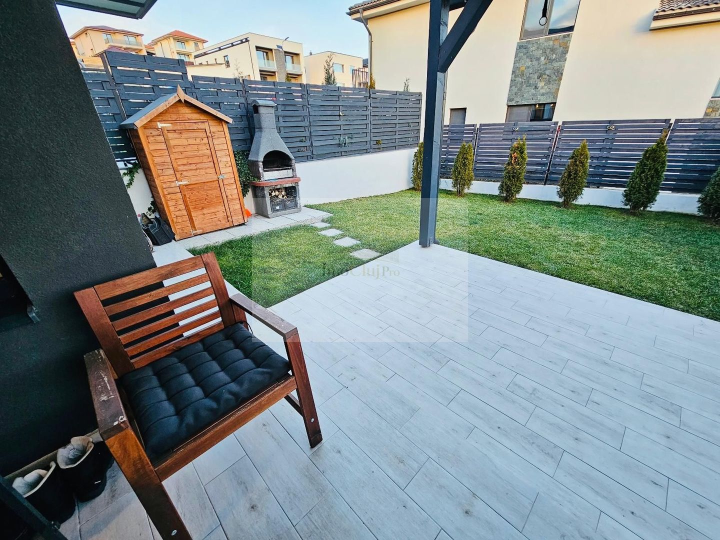 Casă spațioasă cu 4 camere și curte proprie – ideală pentru familie - Poză 2