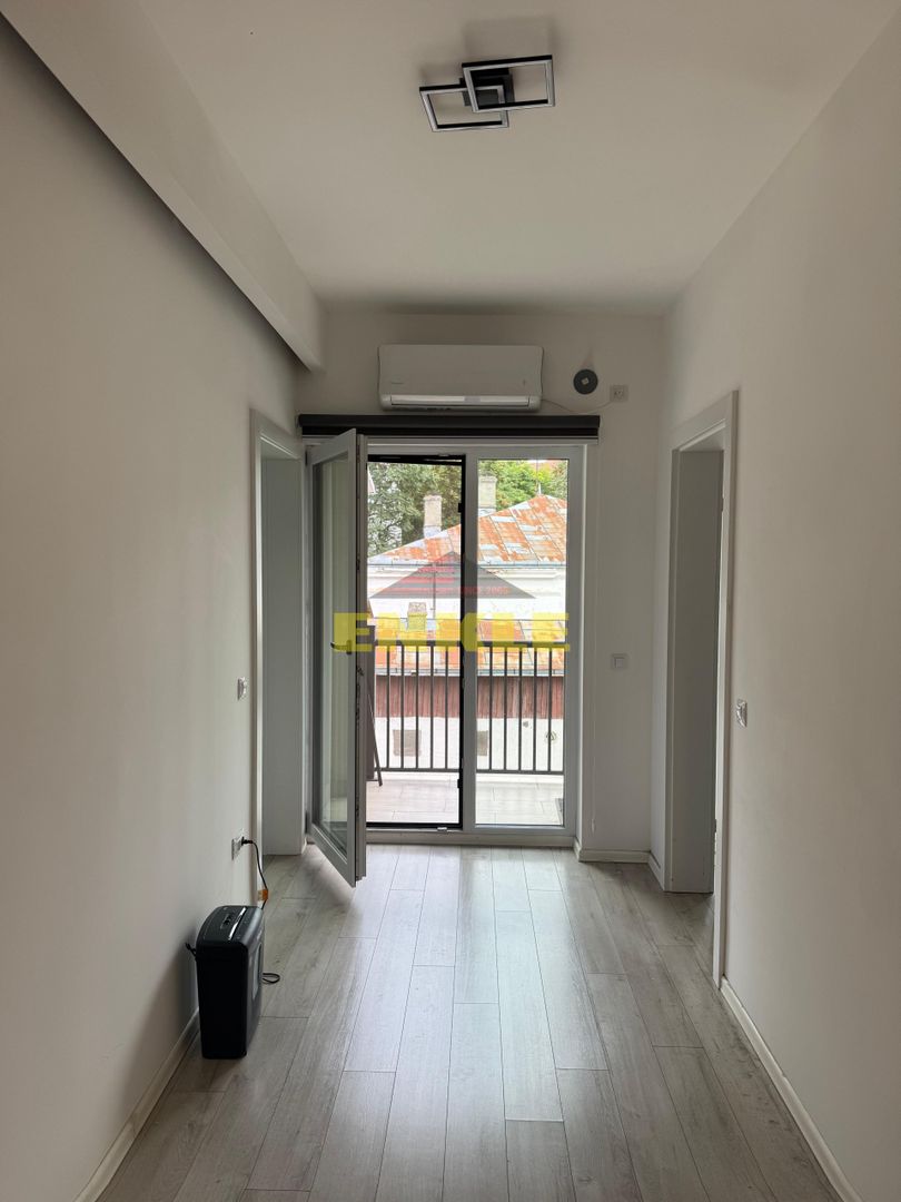 De închiriat spațiu pentru birouri – bloc nou, zona centrală - Poză 4