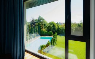 Vila cu piscina si 1000mp teren - Erou Iancu Nicolae - Poză 2