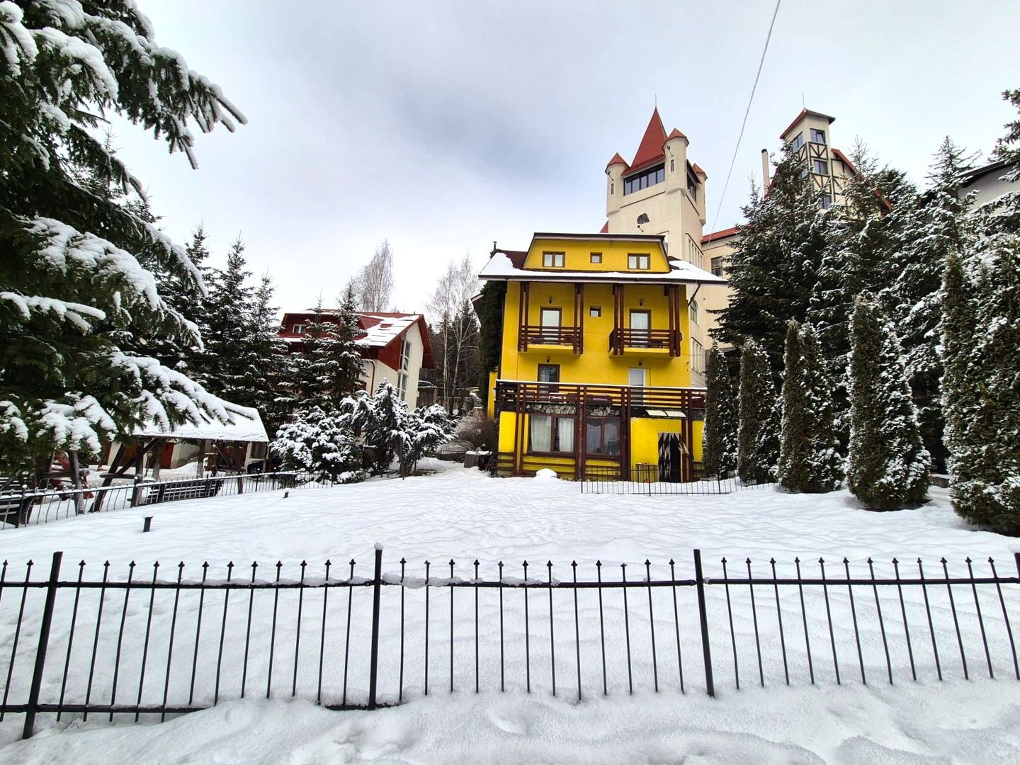 Comision 0 - Apartament în vilă, spațios, priveliște spre cabana Postăvaru - Poză 32