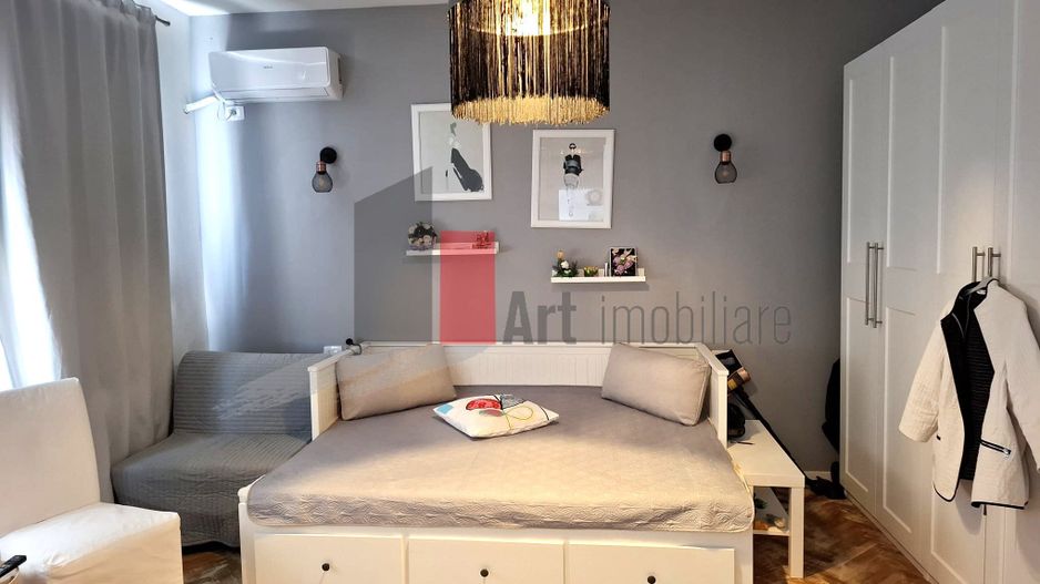 Studio modern, 32 mp,+ 20 mp anexe, zona Parcul Carol-Parlament - Poză 2