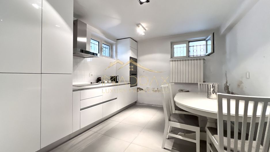 Apartament in Vila | Dorbanti - Capitale | De Vanzare | 1946 - Poză 25