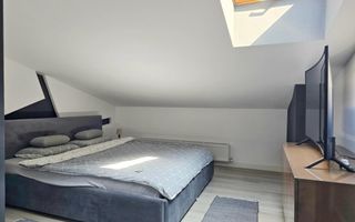 Casă modernă de vânzare, curte, 6 camere, parcare, Zona Vivo, Florești - Poză 13