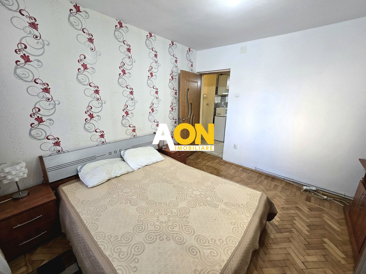 Apartament cu 2 Camere, Etaj 1, Zona Bulevardului Transilvaniei - Poză 2
