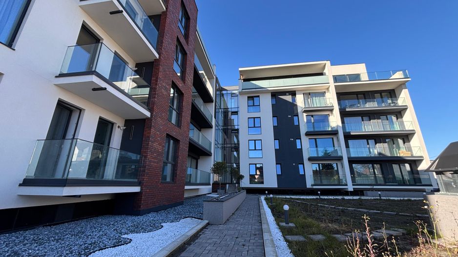 Apartament PREMIUM 3 camere cu GARAJ si boxa - zona Centrala - Poză 22