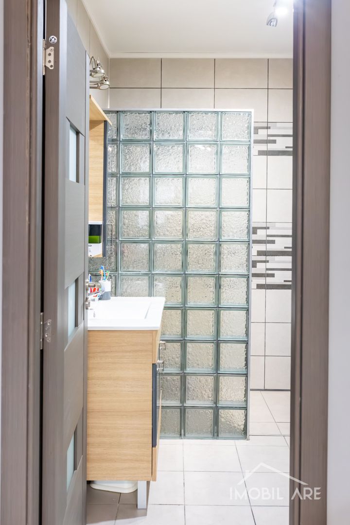 Apartament 3 camere la parter înalt cu parcare subterană - Poză 12