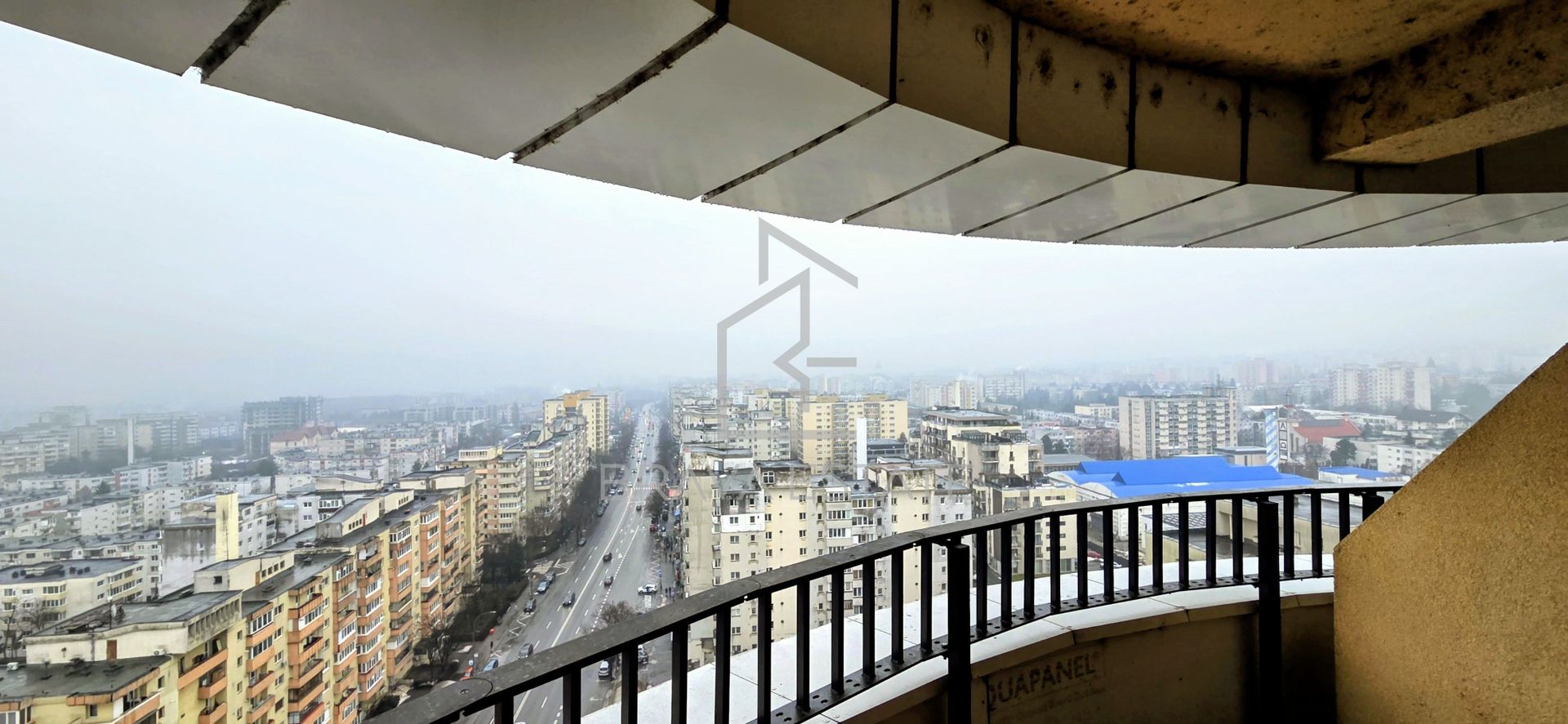 Apartament tip studio 45mp ,balcon, semifinisat,  West Tower ,zona Manastur - Poză 1