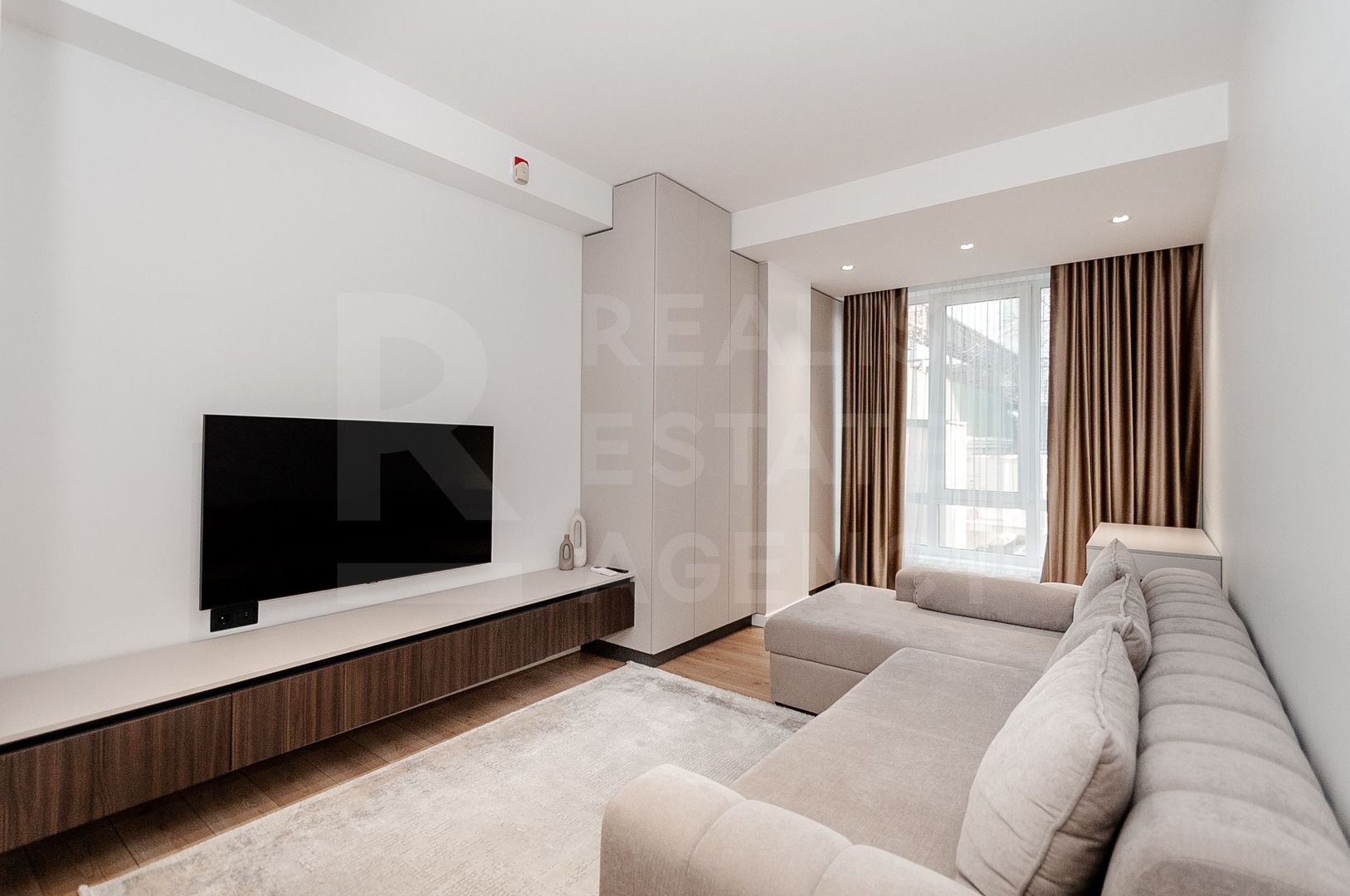 Chirie, apartament, 2 camere, str. Mitropolit  Varlaam, Centru - Poză 11