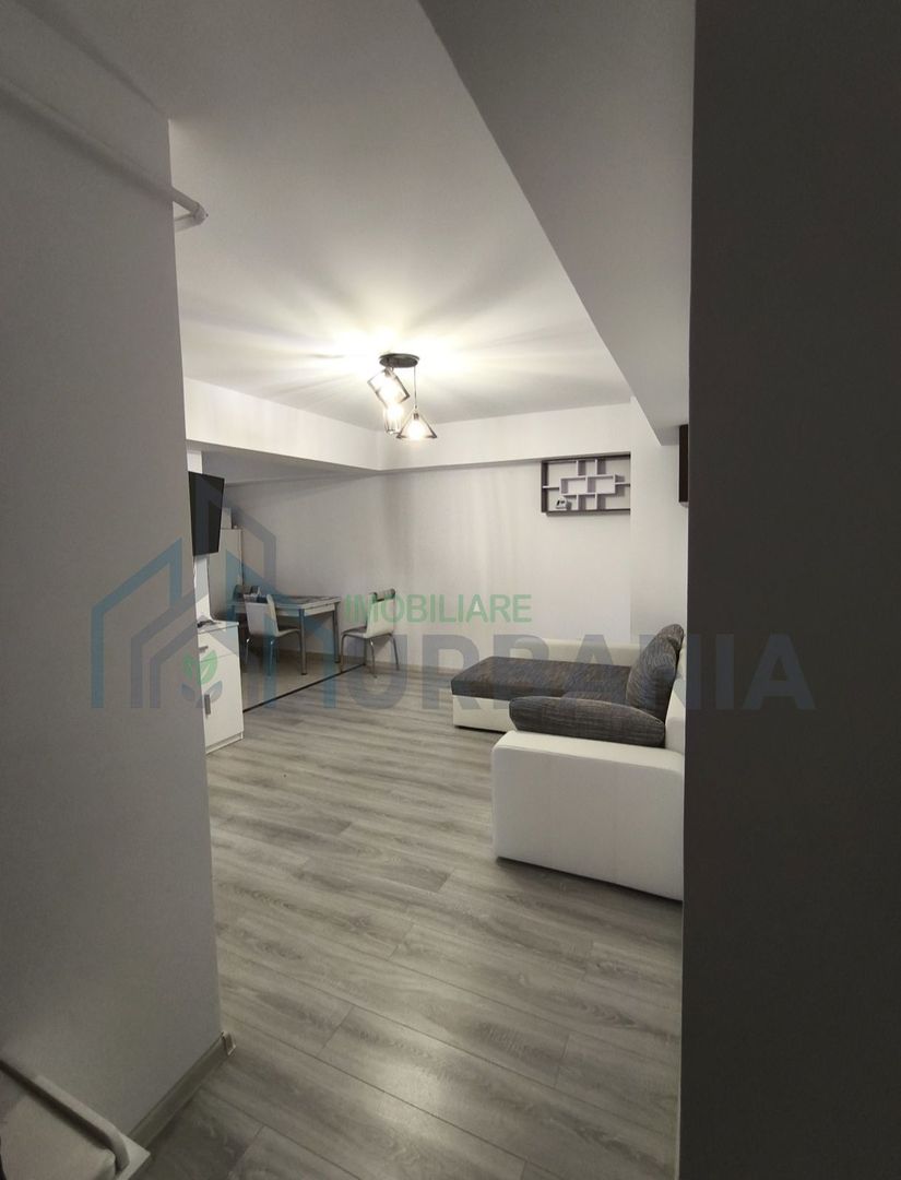 Apartament 2 camere în zona Royal Town, Carlig - Poză 1