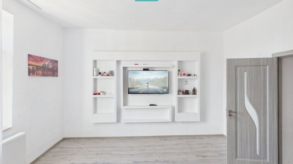 Casă individuală 3 camere,teren de 1500Mp Bătania - Poză 19