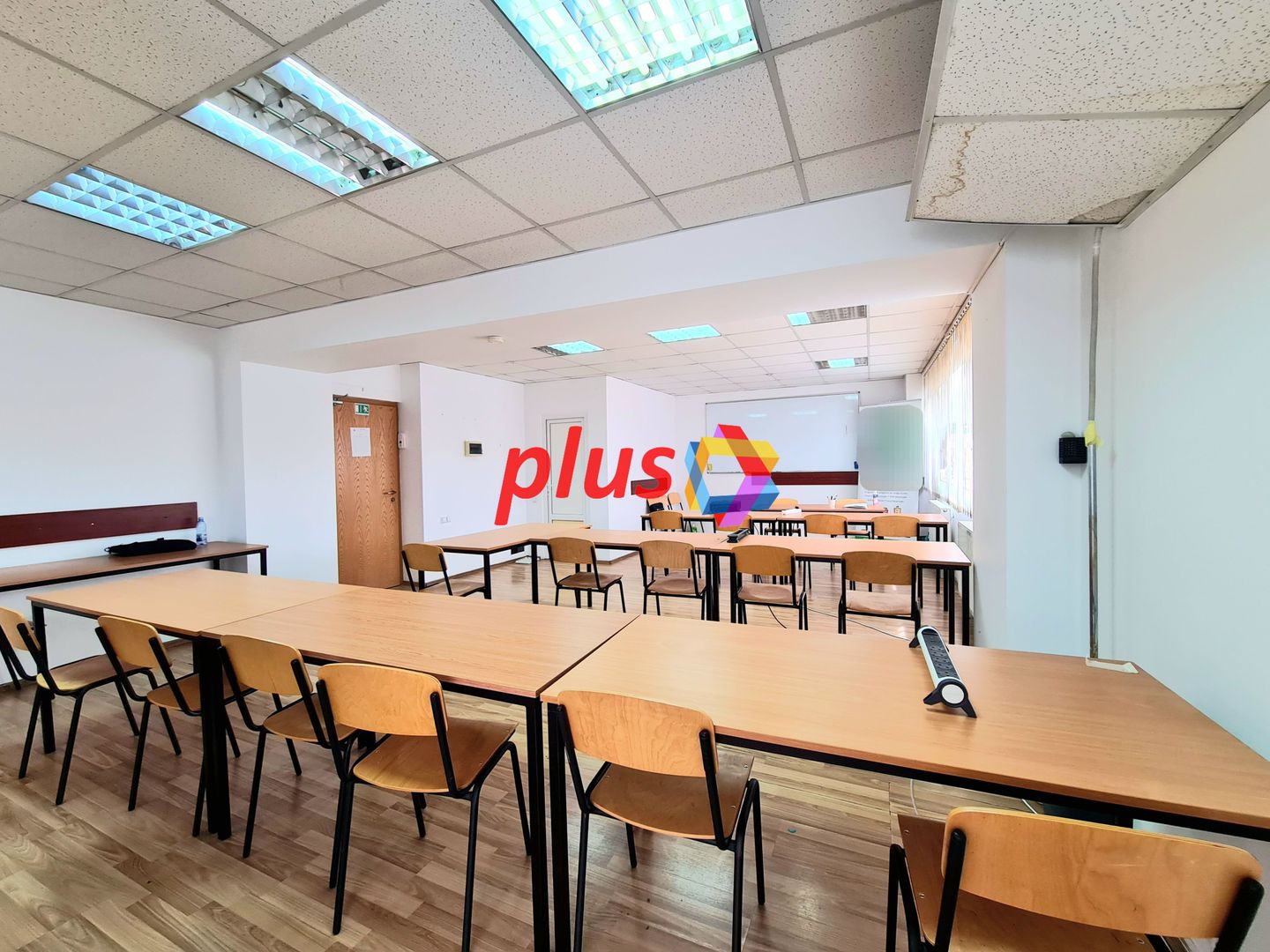 Spatiu birouri de închiriat Brasov - 70 mp  # plus-imo - Poză 1