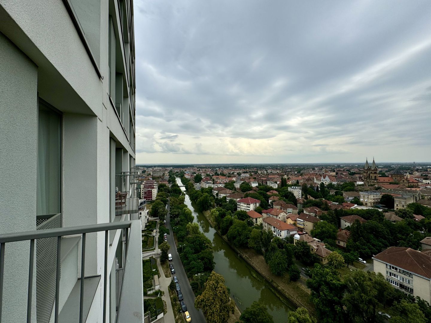 Apartament  la Isho cu vedere panoramica asupra orașului - Poză 21