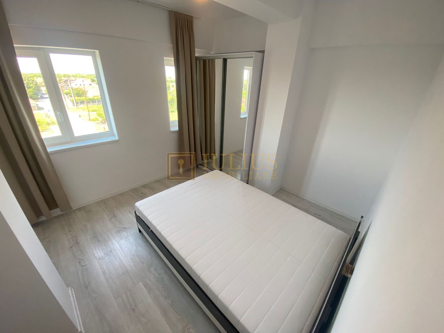 Lift, balcon, aer conditionat, centrala proprie-Freidorf - Poză 9