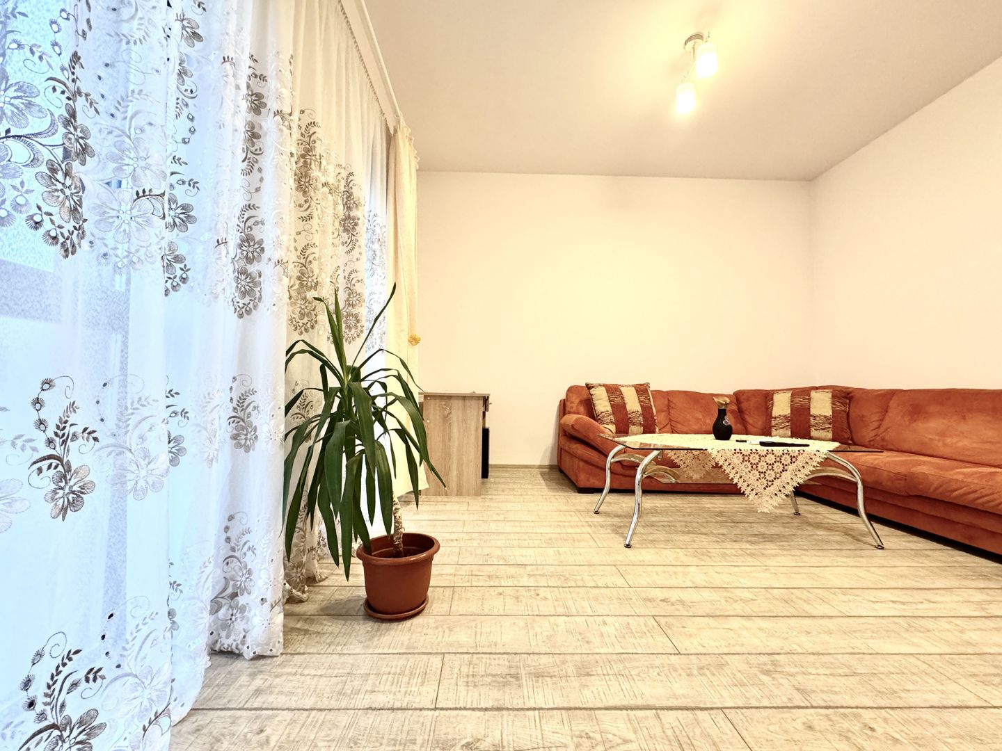 Casă plan Parter de Închiriat în Dumbrăvița – Lângă Parcul Central - Poză 8