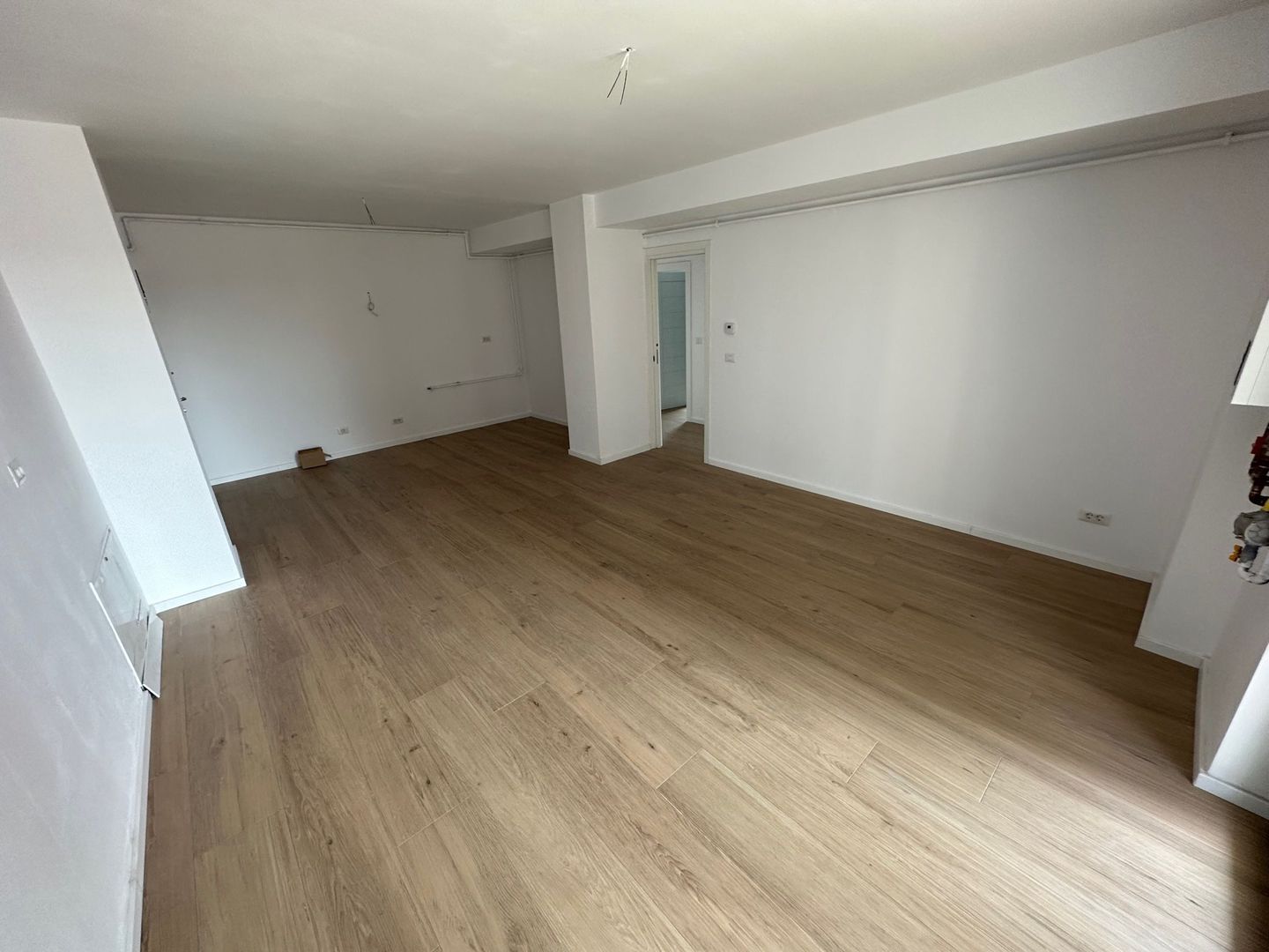 Apartament 3 camere bloc nou - Poză 2