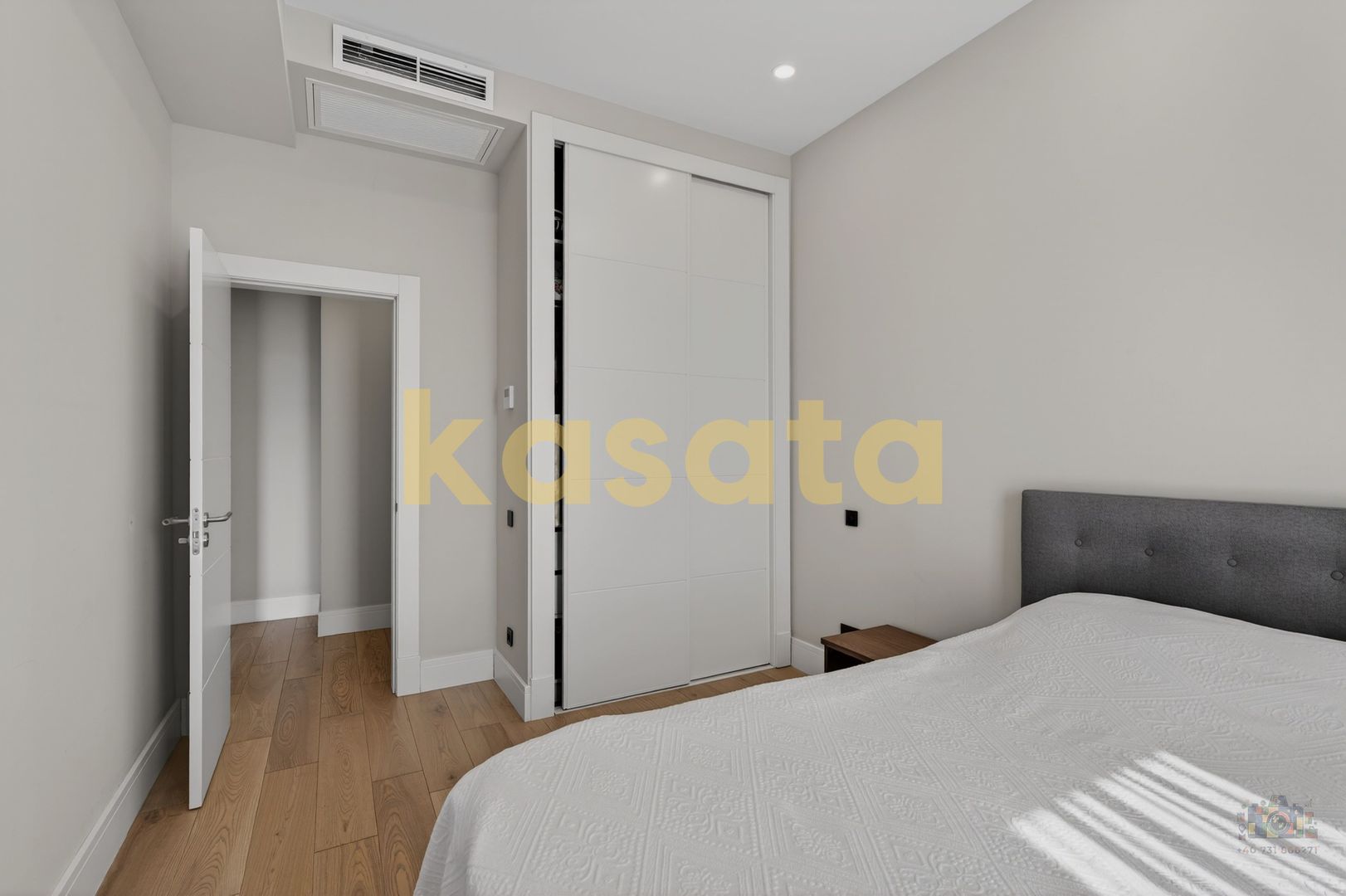 4 camere Triana Pipera | 188 mp utili | 2 locuri parcare + 2 boxe - Poză 32