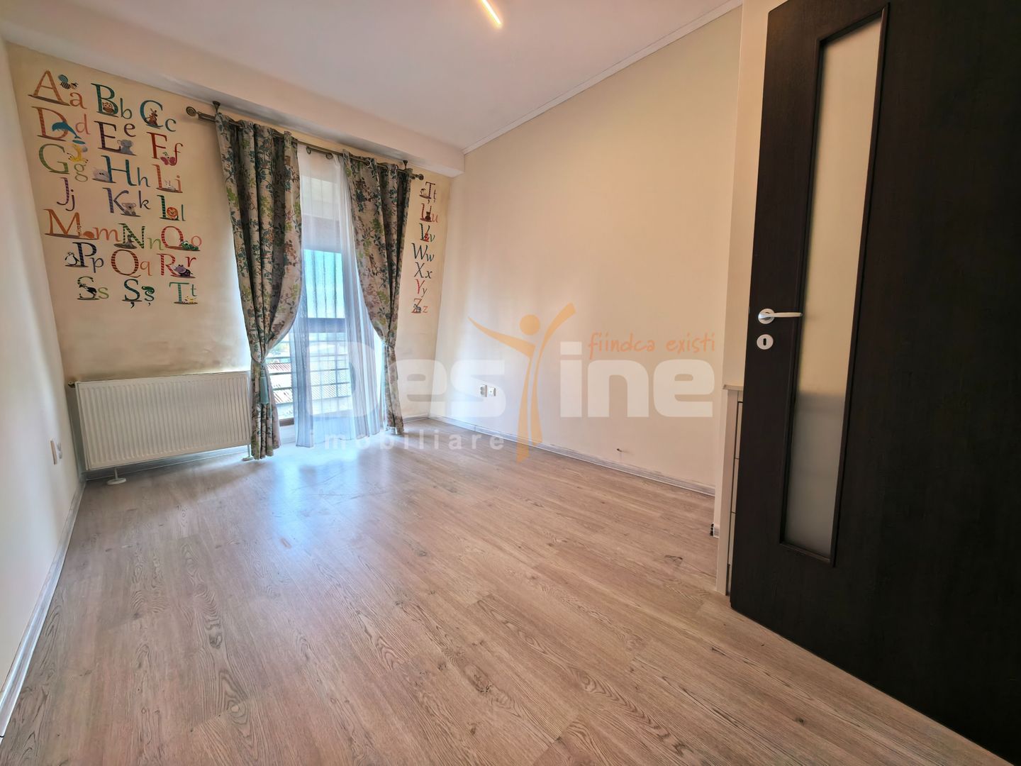 Apartament 3 camere 2 bai 85mp + 27mp terasă Nicolina 1 - Poză 8