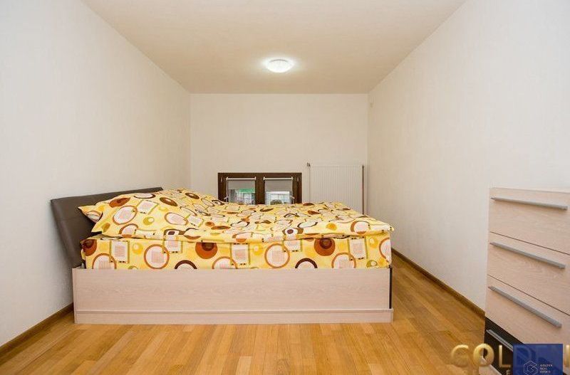 Apartament  B-dul Revolutiei, cladire perioada interbelica, comision 0% - Poză 6