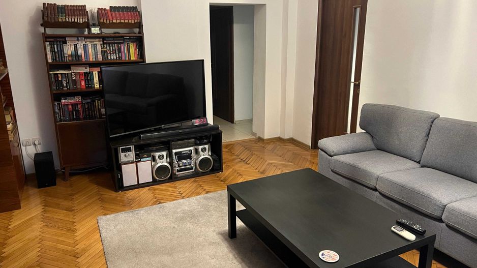 De vanzare Apartament 3 camere, Cartier Armenesc, Gradina Icoanei - Poză 2