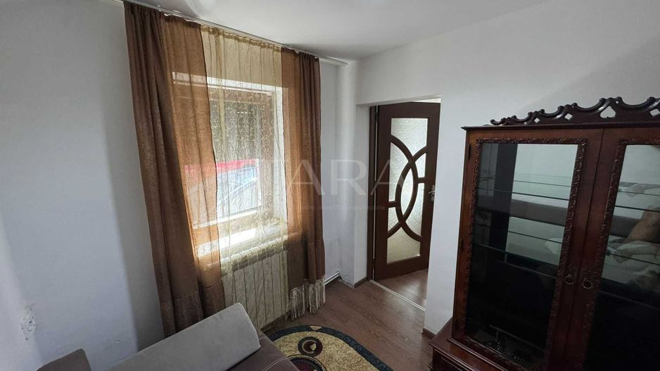 Apartament la casă, ultracentral – 2 camere și pivniță - Poză 5