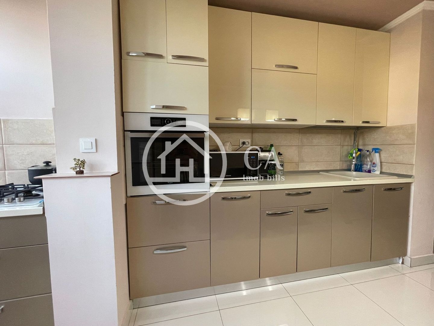 Apartament cu 3 camera de vanzare in zona Dacia, Oradea - Poză 9