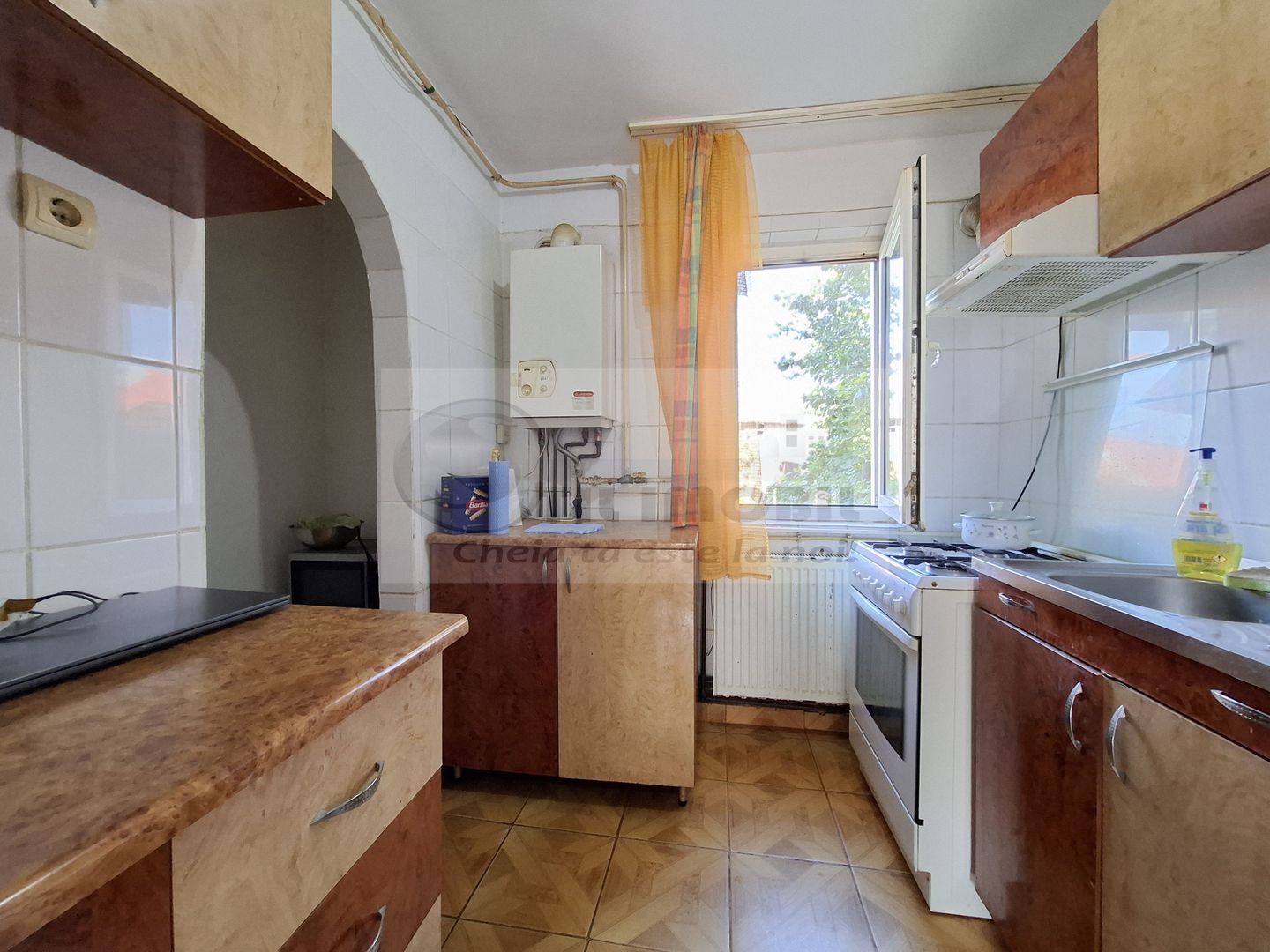 Liber, de vanzare apartament 3 camere Valea Lupului Iasi, baie cu geam - Poză 15
