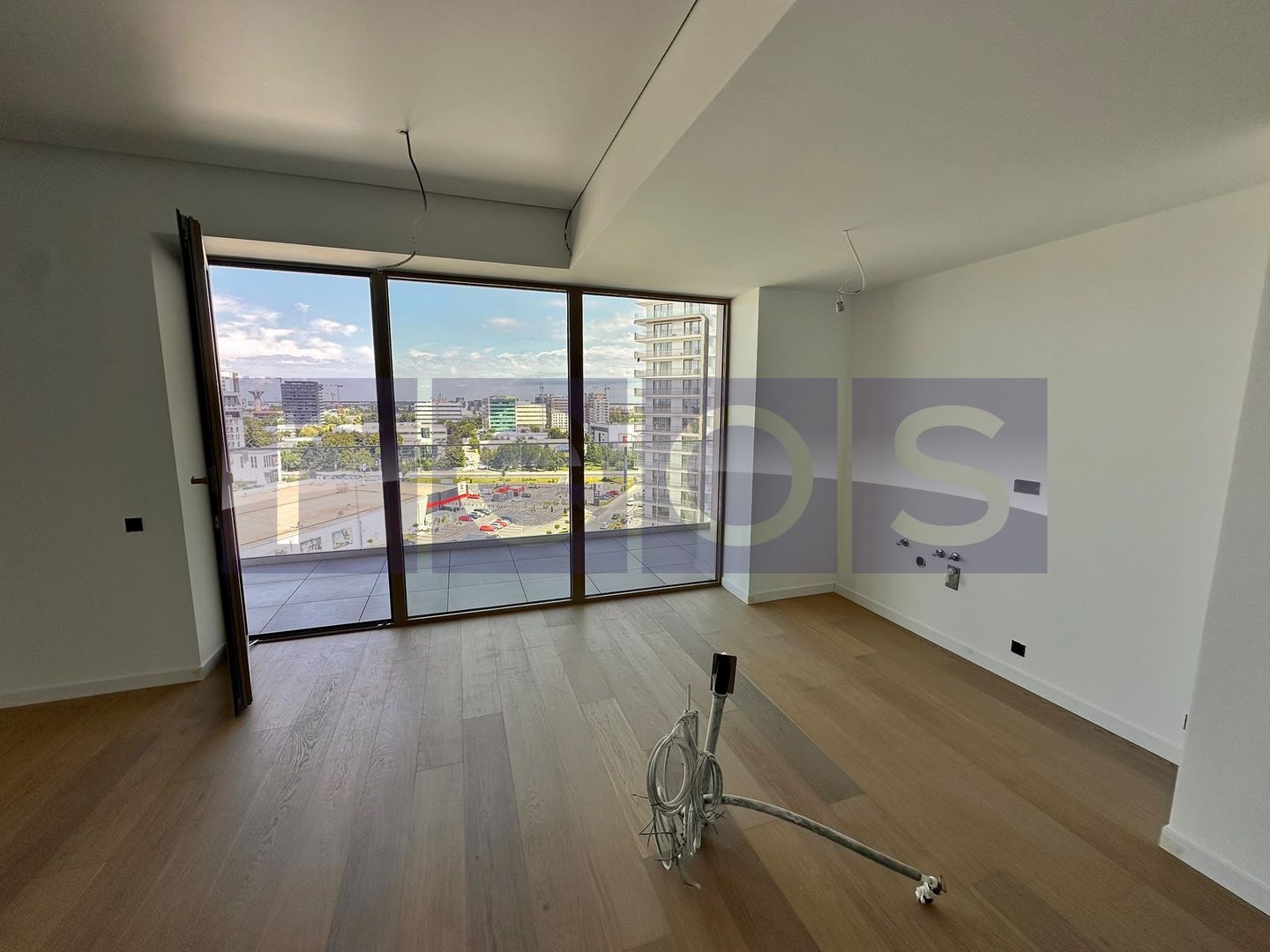 VANZARE APARTAMENT DEOSEBIT 3CAMERE 89MP | PARCARE | ONE HIGH DISTRICT - Poză 2