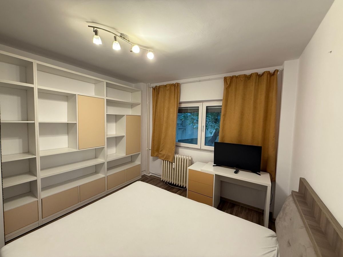 VANZARE APARTAMENT 2 CAMERE-3MIN DE METROU OBOR - Poză 4