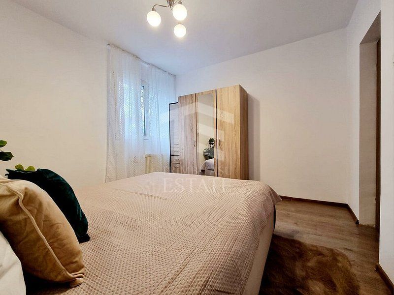 3 Cam Renovat Victoriei Iancu de Hunedoara Metrou Stradal Vedere Spate Lateral - Poză 6