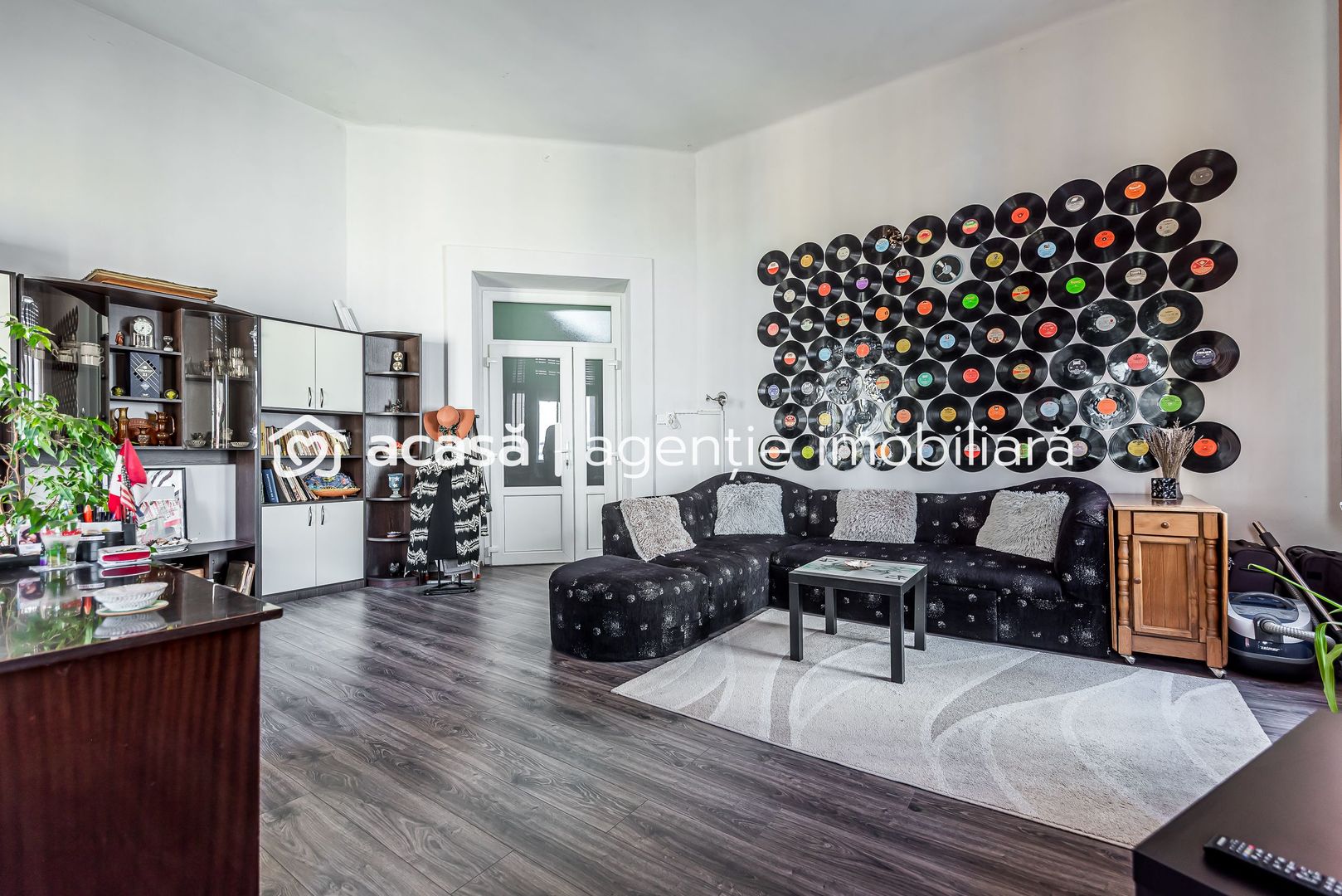 Apartament cu 2 camere în Palatul Bohuș - 0% COMISION - Poză 2