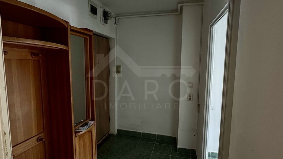 Apartamet 2 camere Aleea Mica etaj 1/3 - Poză 1