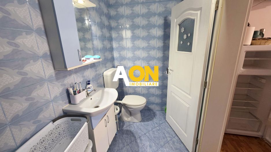 Casa cu 2 camere + anexe, toate utilitatile, 295 mp teren, zona Centru - Poză 7