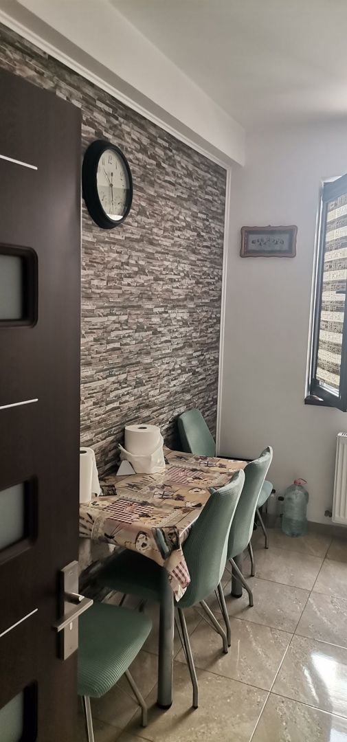 Vânzare apartament 3 camere confort 1 - Poză 2