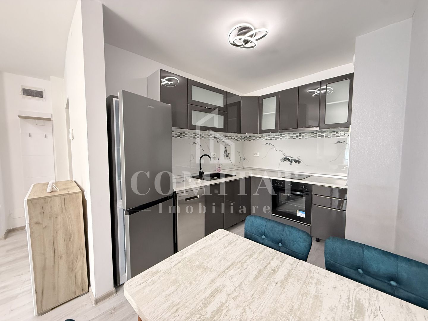 Apartament cu 2 camere | parcare inclusă | str Decebal - Poză 5
