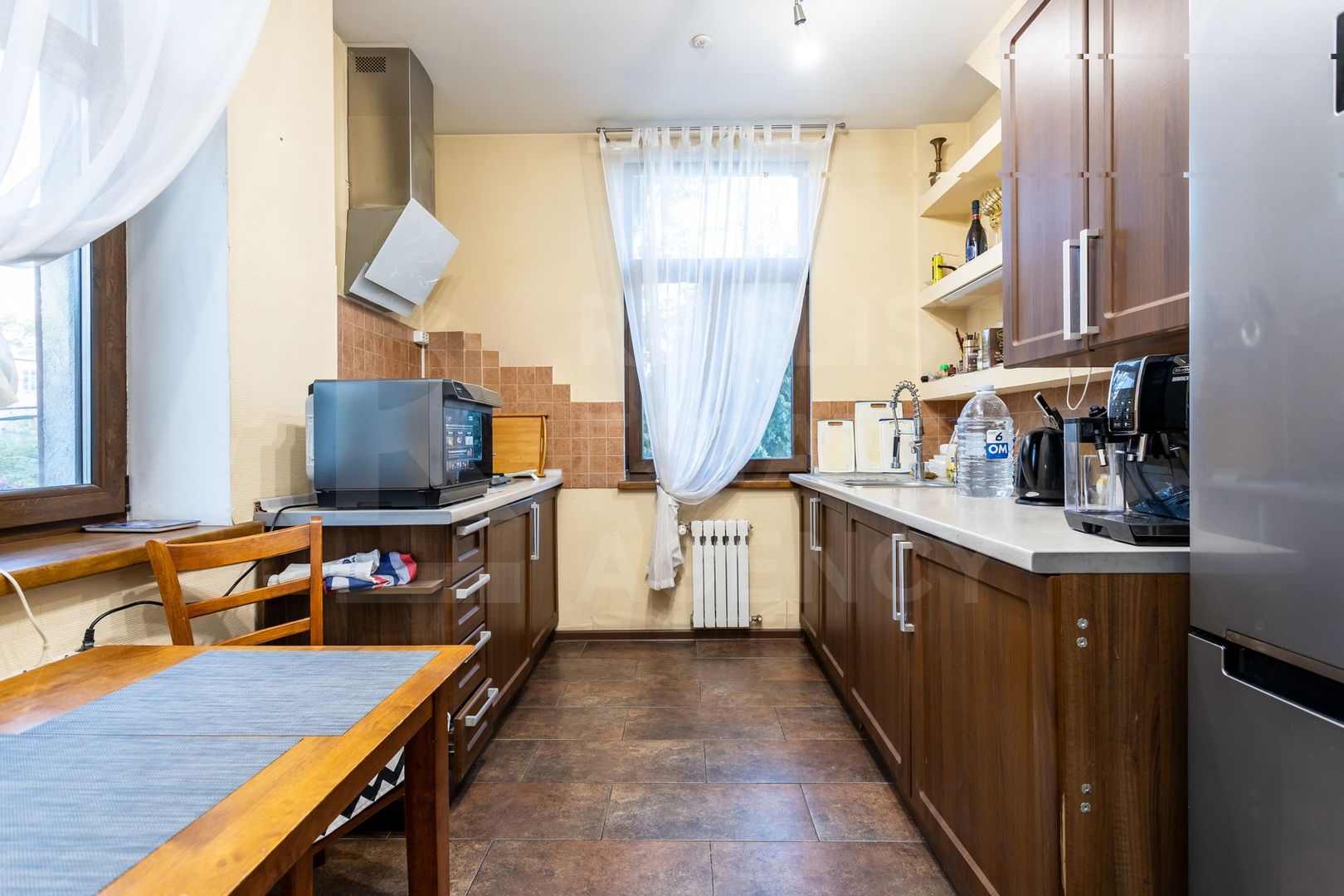 Vanzare spatiu comercial de 256 m2 în centrul capitalei - Poză 21