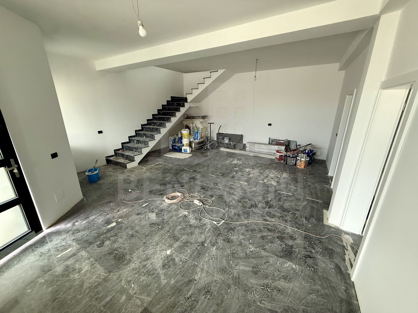 Vila Moderna-Hanul Doctorului-184mp-Finisaje Lux-La cheie-Teren 300mp - Poză 3