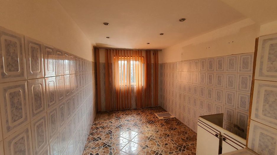 Apartament 2 camere, etaj 3, zona orasul PANCIU (VRANCEA); - Poză 3