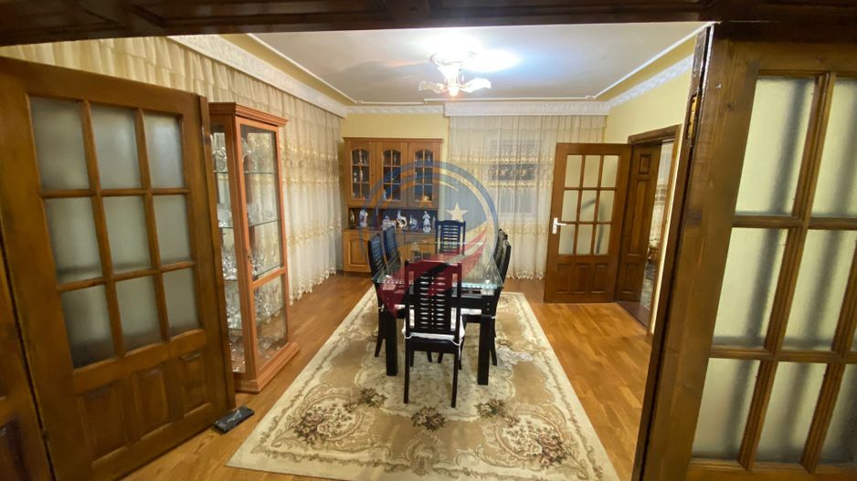 VILA GENEROASA CU TEREN 720 METRI IN APROPIEREA  ELECTROPUTERE MALL - Poză 6