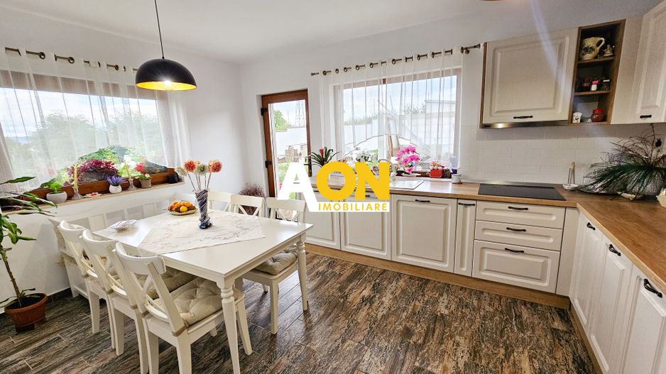 Casa cu 5 camere, 868 mp teren, ideala pt. 2 familii, zona Valea Popii - Poză 11