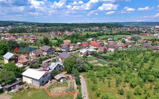 Vanzare teren 1020 mp, intravilan, Labusesti - Poză 2