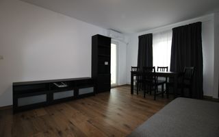 Zona Lunei, 3 camere, centrala proprie. - Poză 14