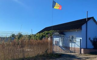 Proprietate cu casă, teren, sere și sistem de irigare – 15 min de Orhei - Poză 1