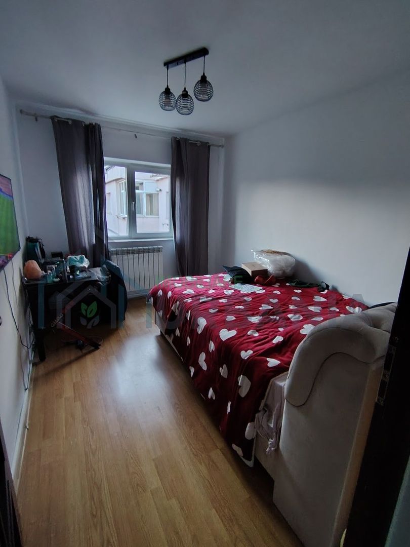 Apartament 4 camere, decomandat, zona Mircea cel Bătrân, etaj 4/4, 74,9 mp - Poză 8