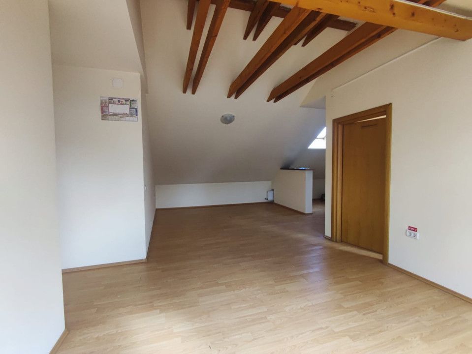 Casa nemobilata, potrivita pentru birouri sau locuit, Subcetate - Poză 3