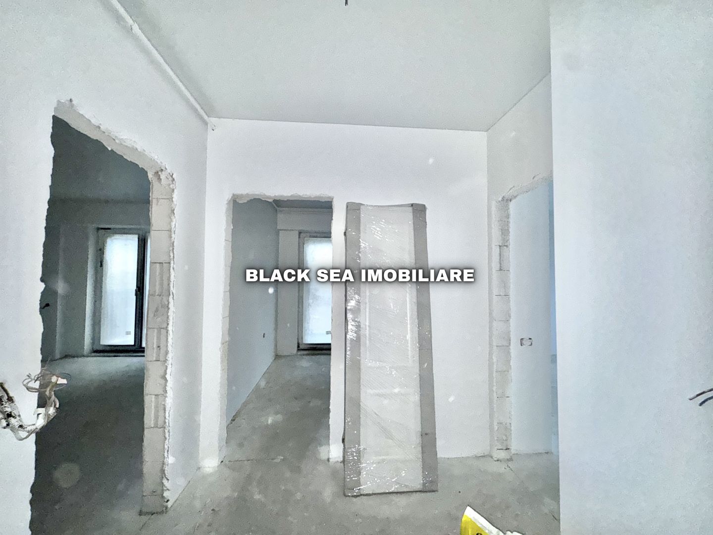 Apartament 2 camere + Parcare zona Tomis Nord / Campus - TOMIS TOWER - Poză 3