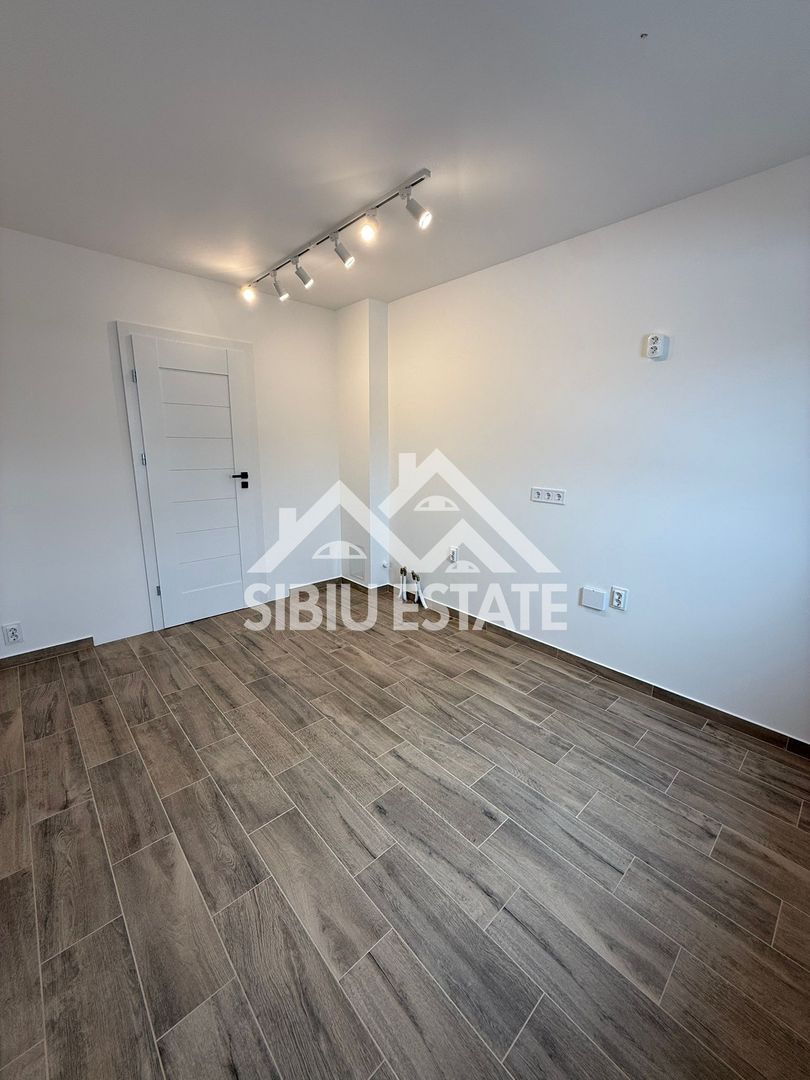 Locație excelentă! Apartament 3 camere renovat, etaj 1, Sibiu - Poză 30