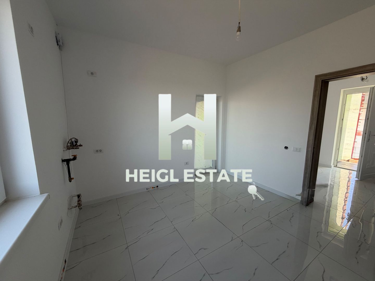 Duplex finalziat cu 4 camere si bucatarie inchisa in Giroc - Poză 8